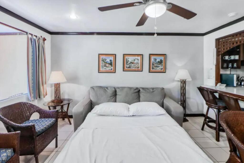 Lovely Condo Manuel Antonio Bagian luar foto